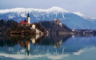 Словения снимает ряд ограничений для иностранных туристов