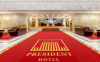 Два человека погибли при падении лифта в «Президент-Отеле»