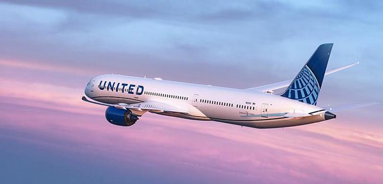 Авиакомпания United предложила пассажирам проводить экспресс-тесты на COVID-19, не выходя из дома