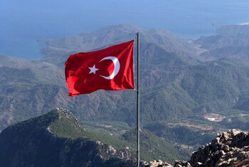 Турция уточнила правила заезда для россиян 