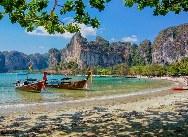 Таиланд опять поменял правила въезда, расширив почти в 5 раз перечень стран для отдыха без карантина