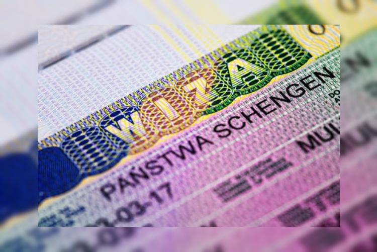 Можно ли в 2022 году въехать в Европу по шенгенской визе, выданной другой государством?