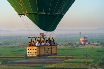 В Египте свалился воздушный шар с 28 туристами