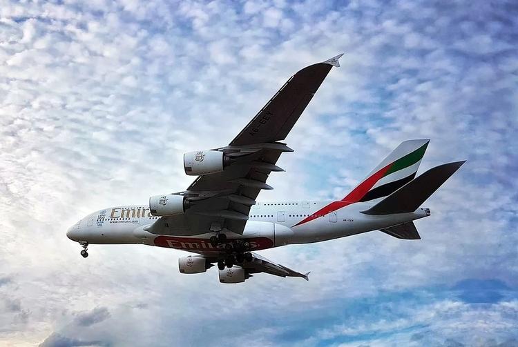 В 2022 году Emirates утилизировала целый Airbus A380 мусора из пластика и стекла